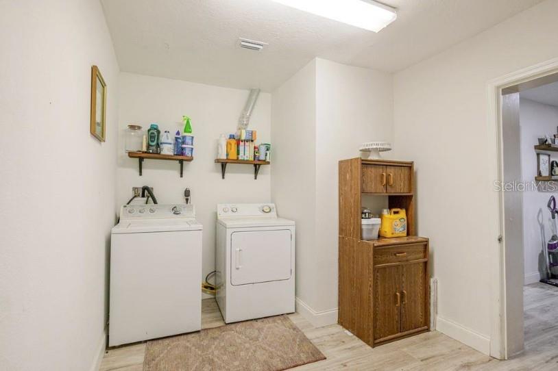 THE GEORGE SUB - Residential Lease