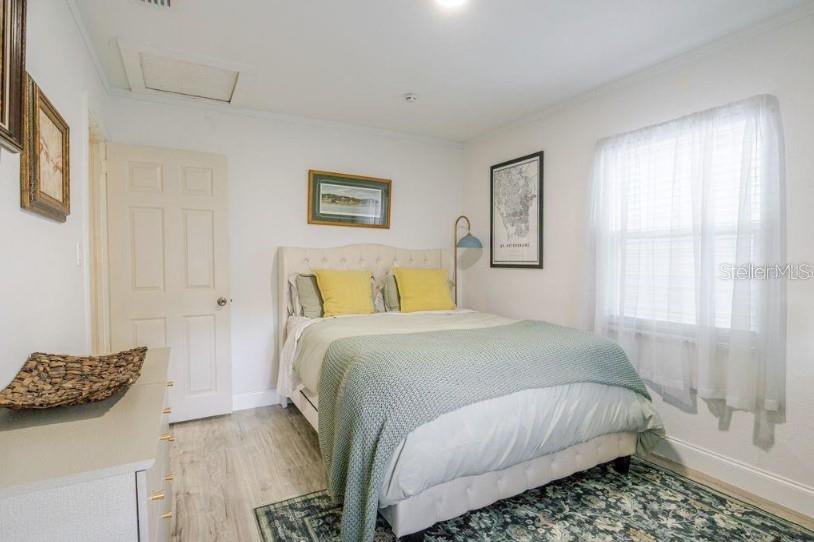THE GEORGE SUB - Residential Lease