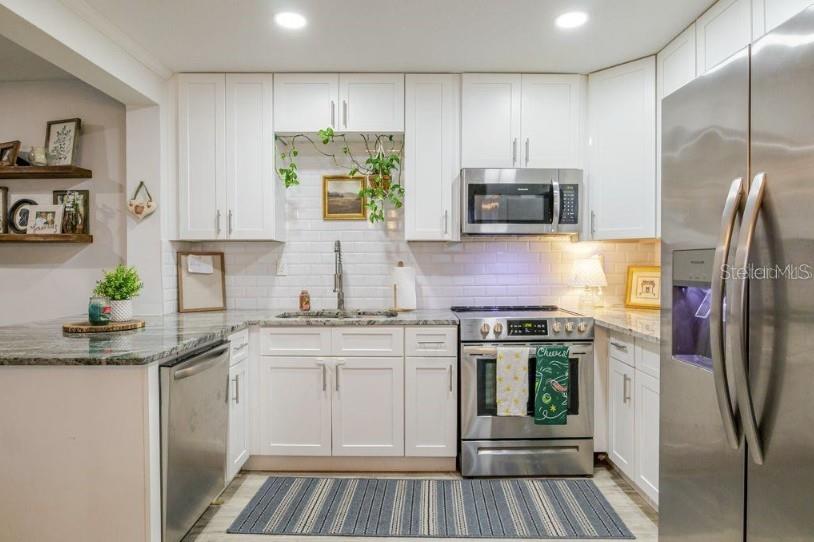 THE GEORGE SUB - Residential Lease