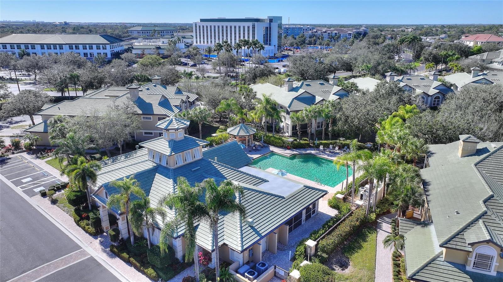 THE MOORINGS AT EDGEWATER IV - Residential