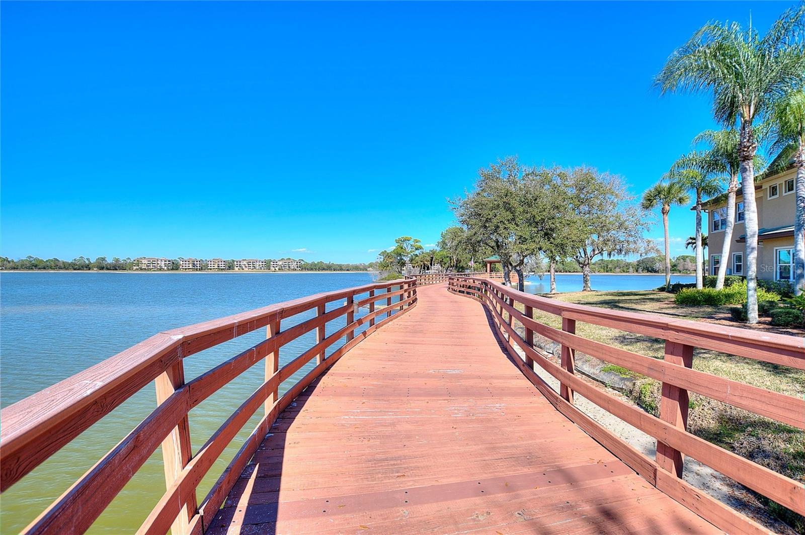 THE MOORINGS AT EDGEWATER IV - Residential