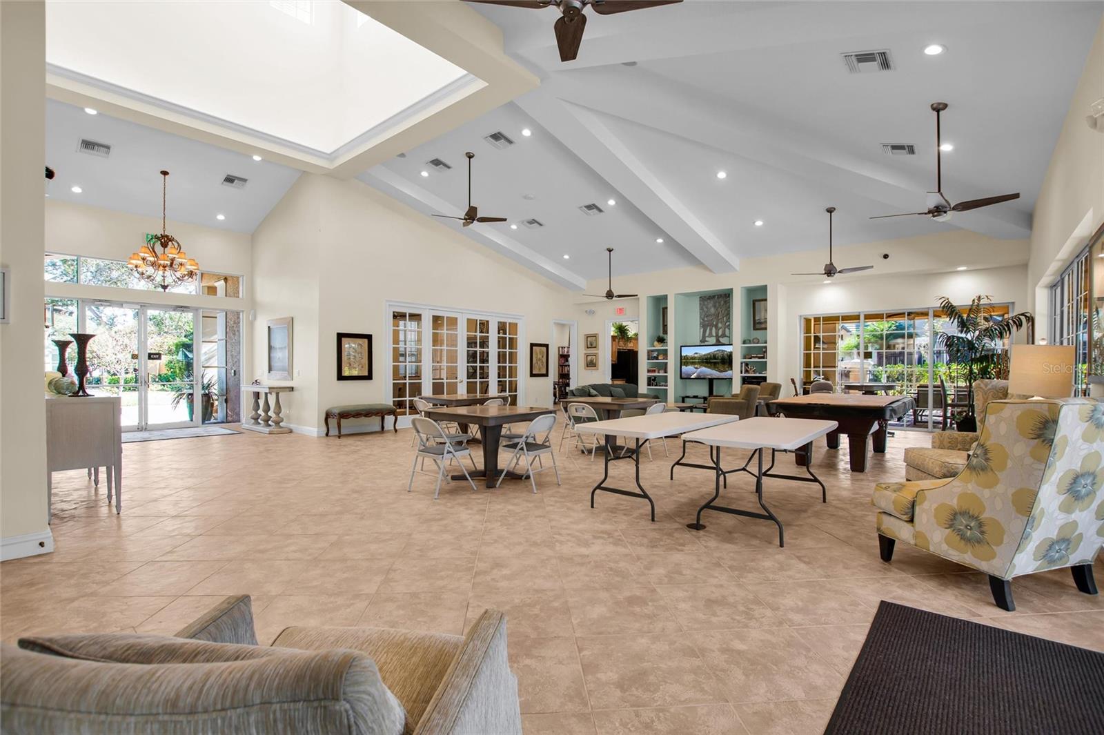 THE MOORINGS AT EDGEWATER IV - Residential