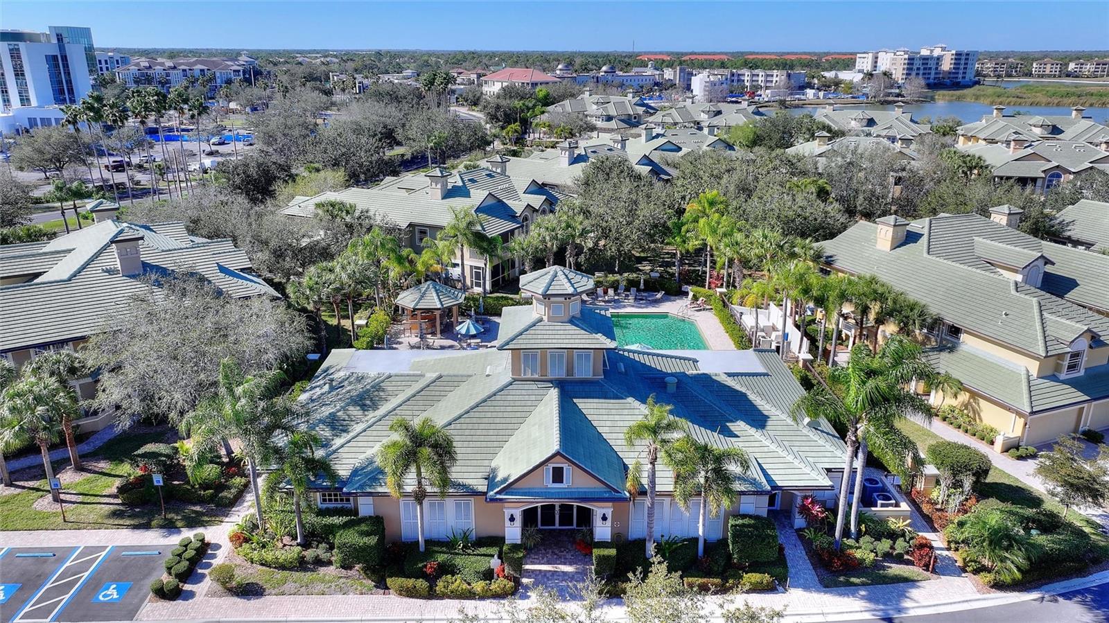 THE MOORINGS AT EDGEWATER IV - Residential