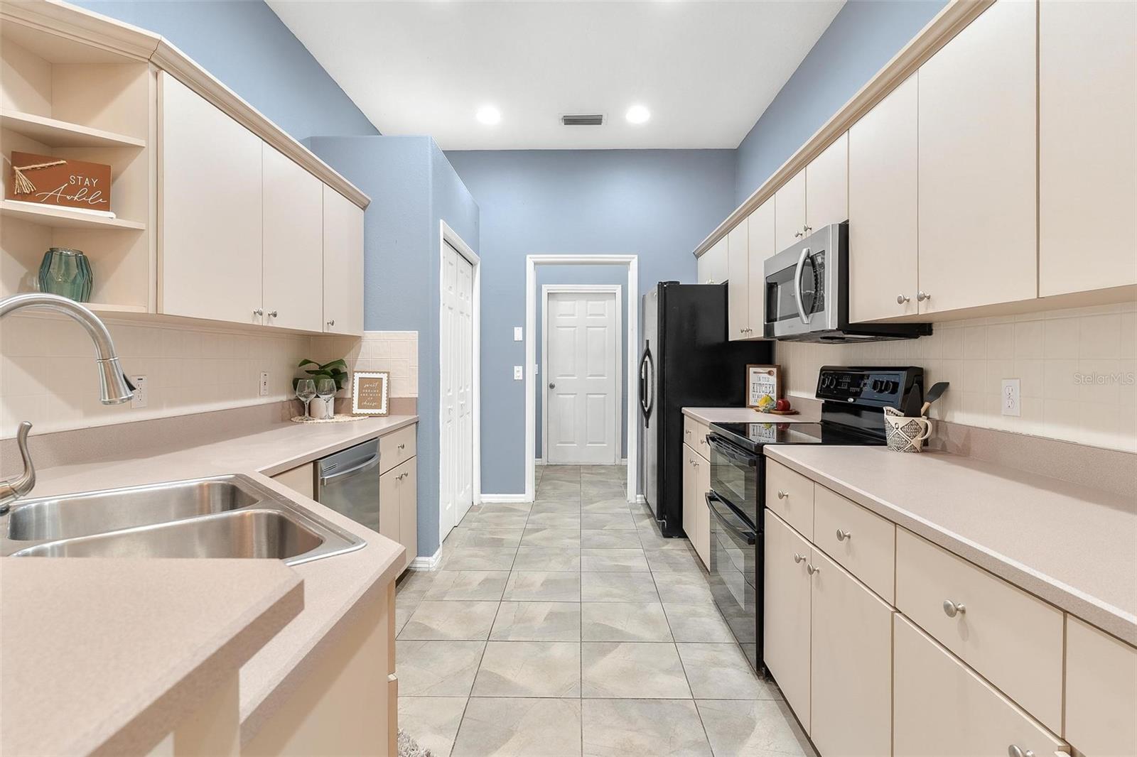 HARBOR HILLS UNIT 02A - Residential