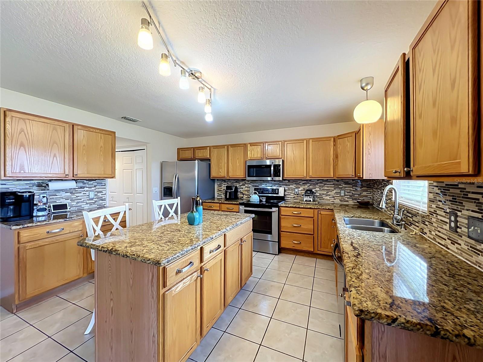 CELERY LAKES PH2 - Residential