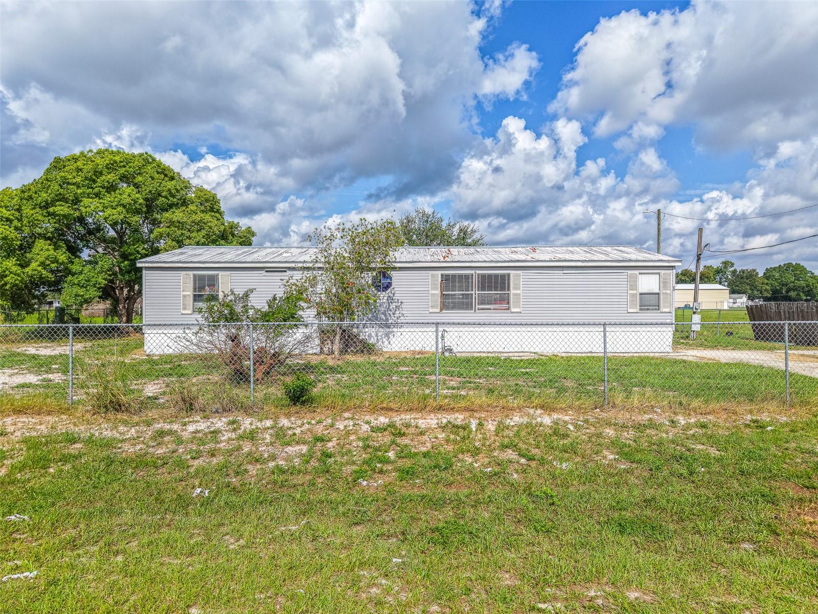 THORNHILL ESTS - Residential