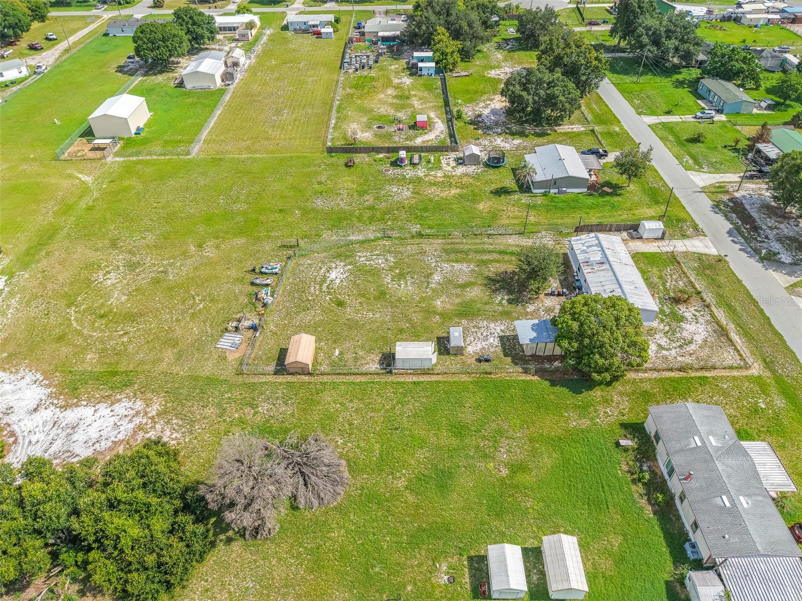 THORNHILL ESTS - Residential