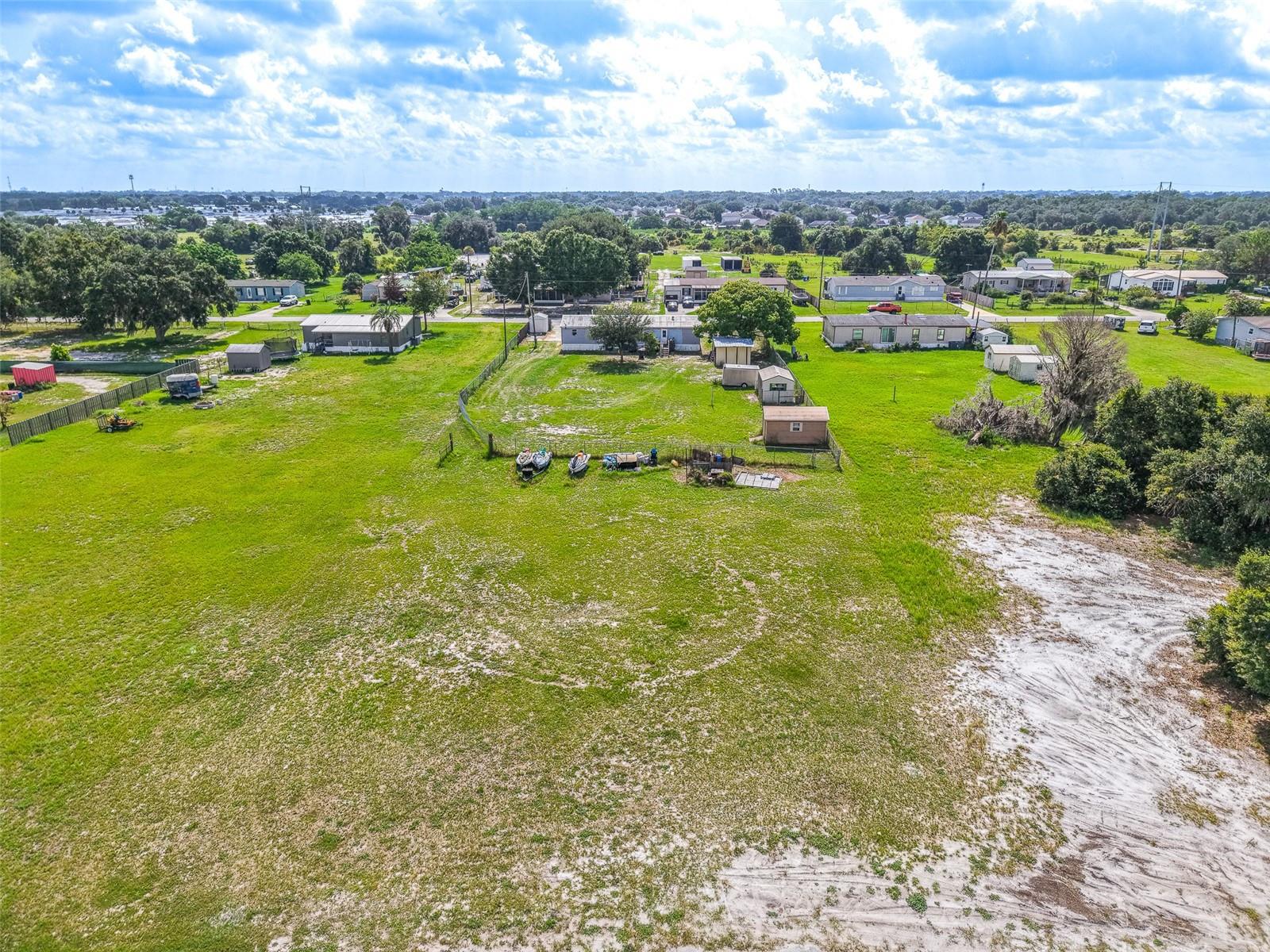 THORNHILL ESTS - Residential