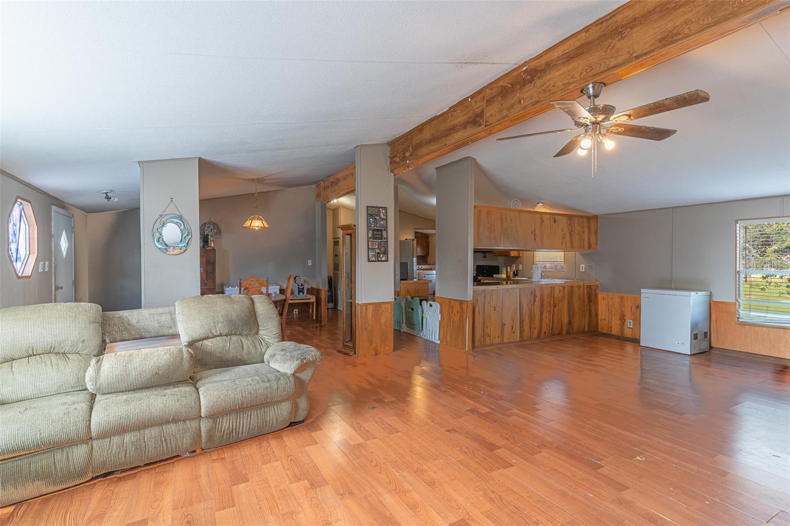 THORNHILL ESTS - Residential