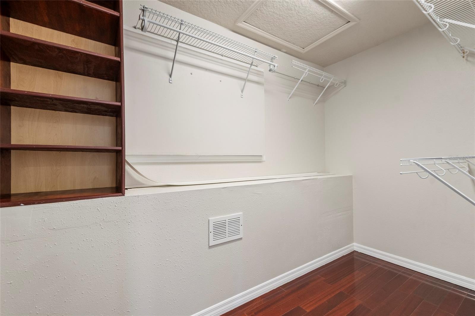 VISTA LAKES N-11 AVON - Residential