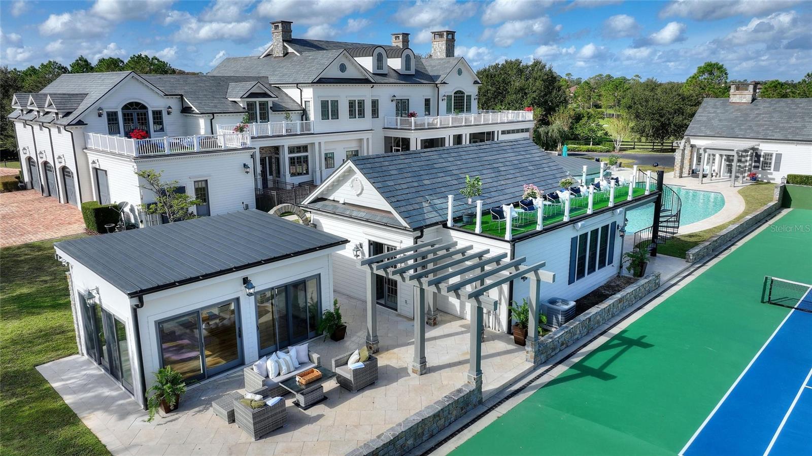 MILLS COVE - Residential