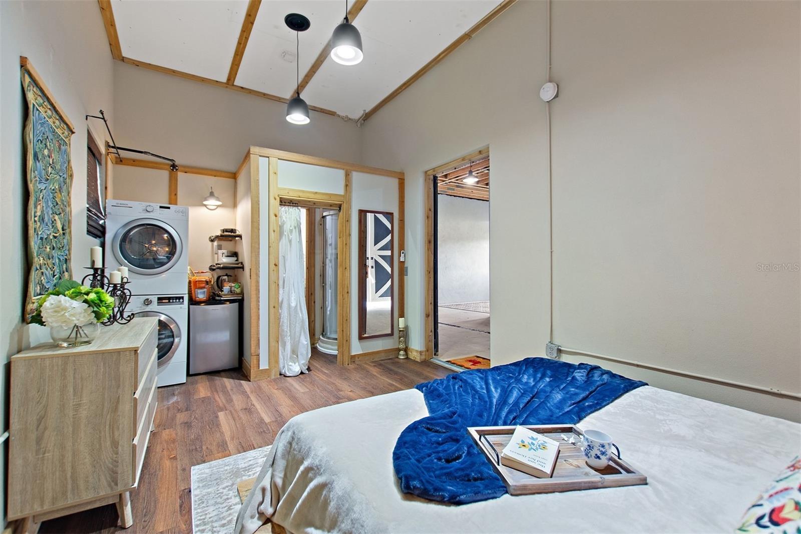 MILLS COVE - Residential