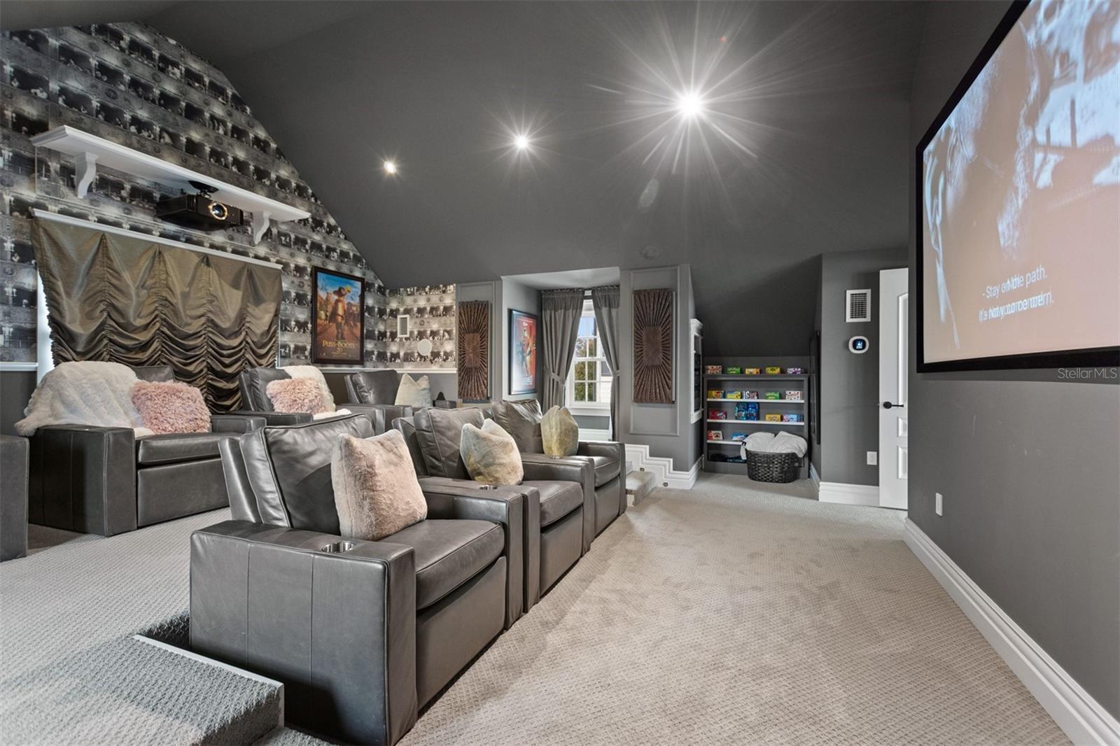 MILLS COVE - Residential