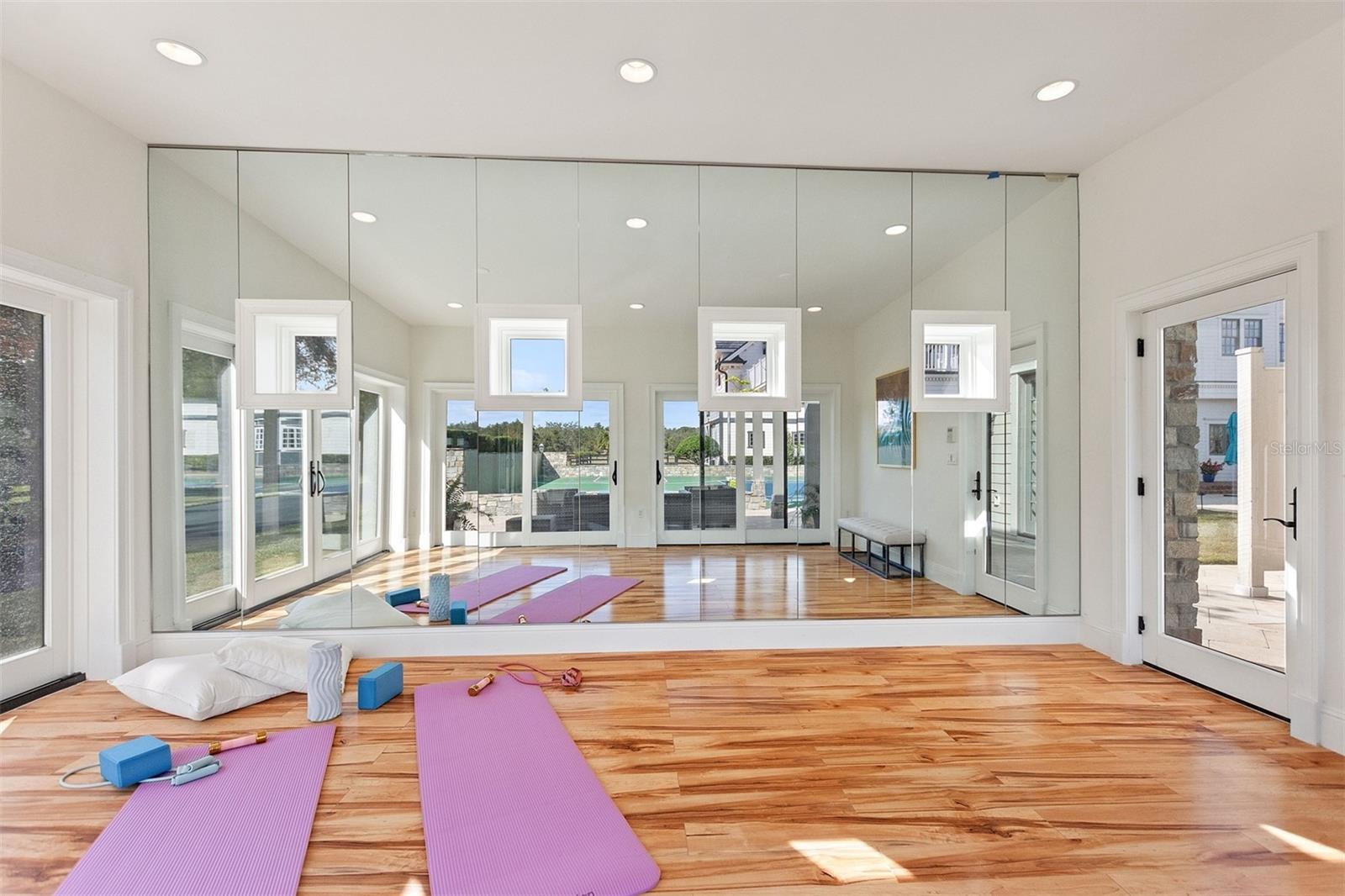 MILLS COVE - Residential