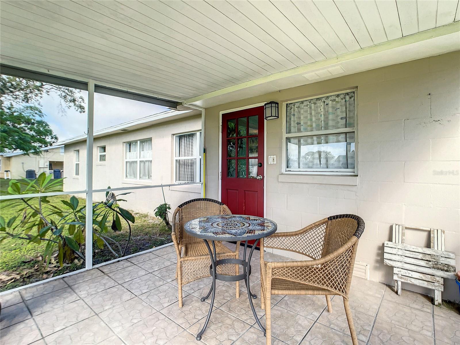 LAKE MARIE ESTATES 04 - Residential