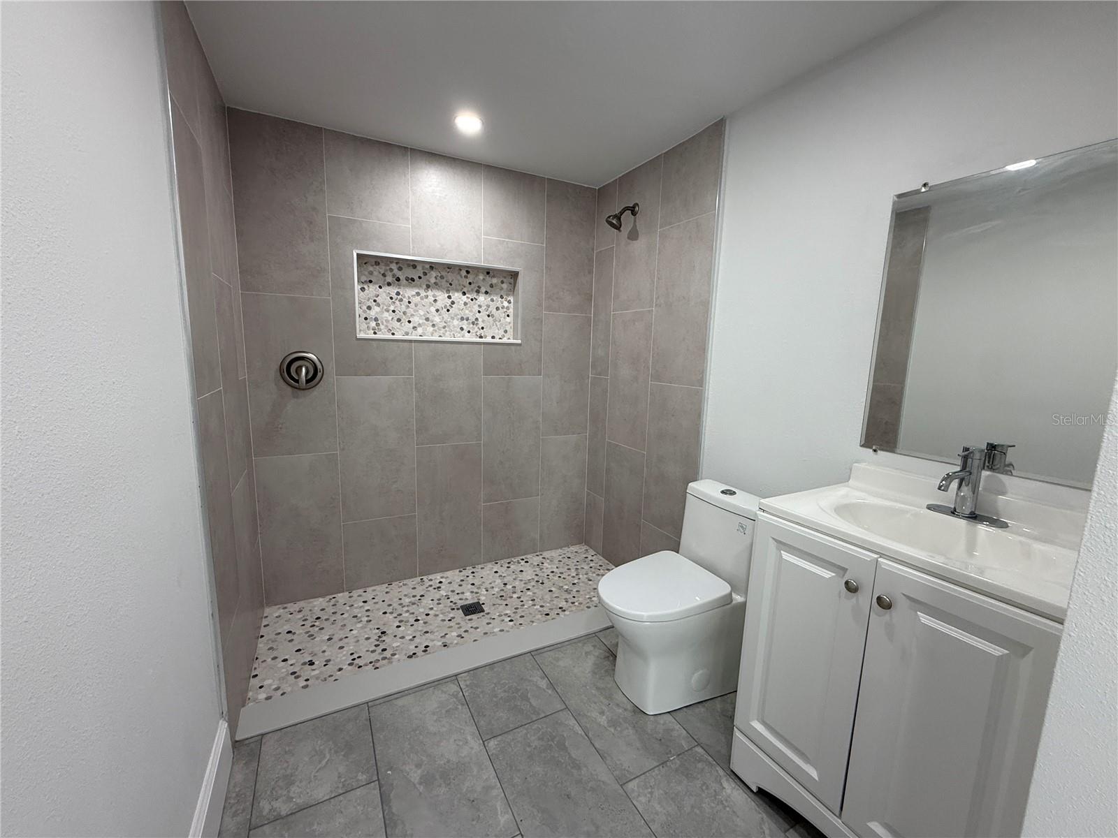 GULF COAST ESTATES - Residential