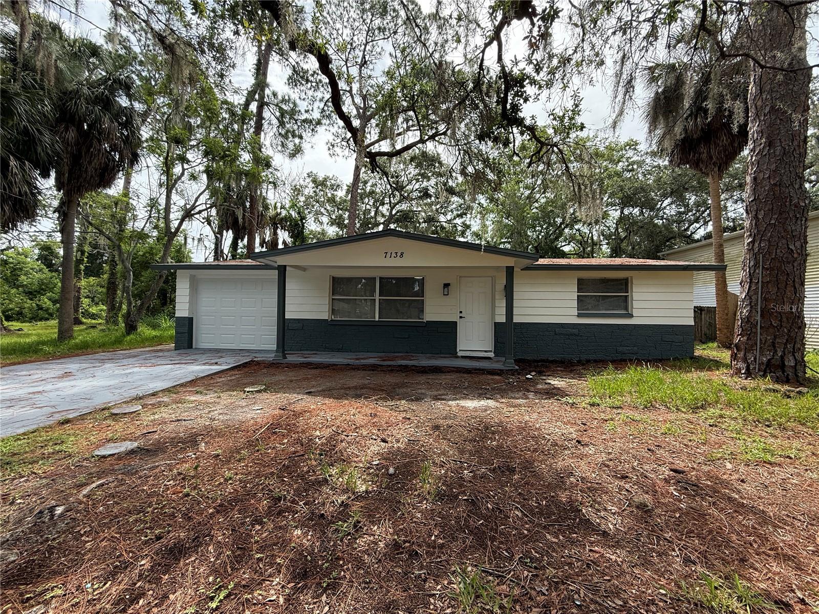 GULF COAST ESTATES - Residential