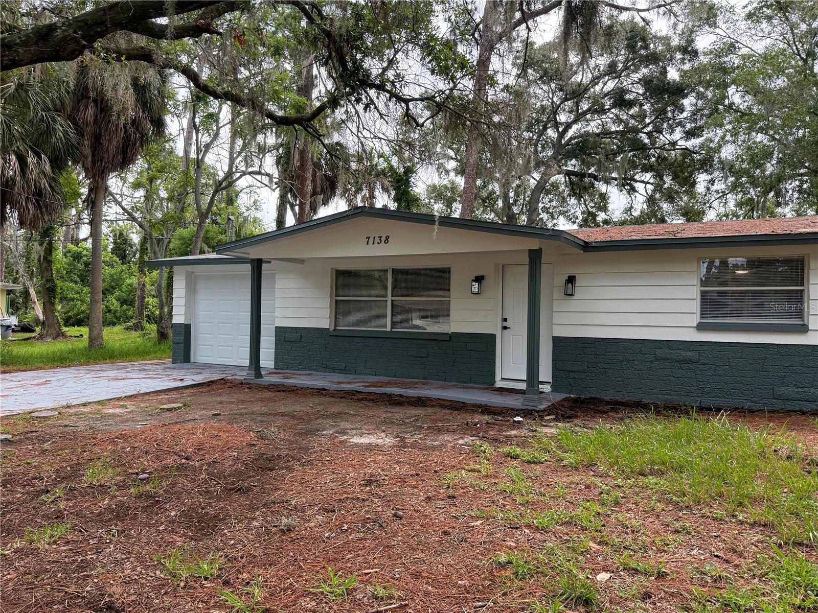 GULF COAST ESTATES - Residential
