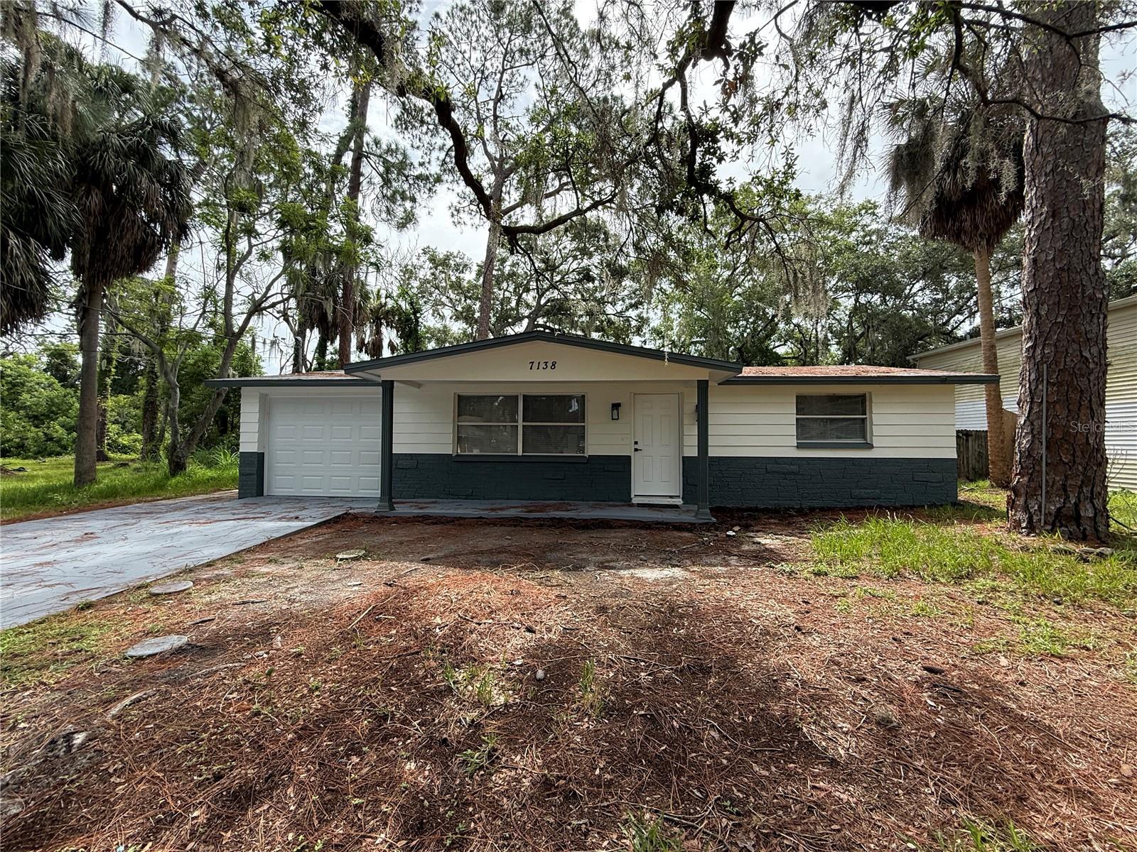 GULF COAST ESTATES - Residential