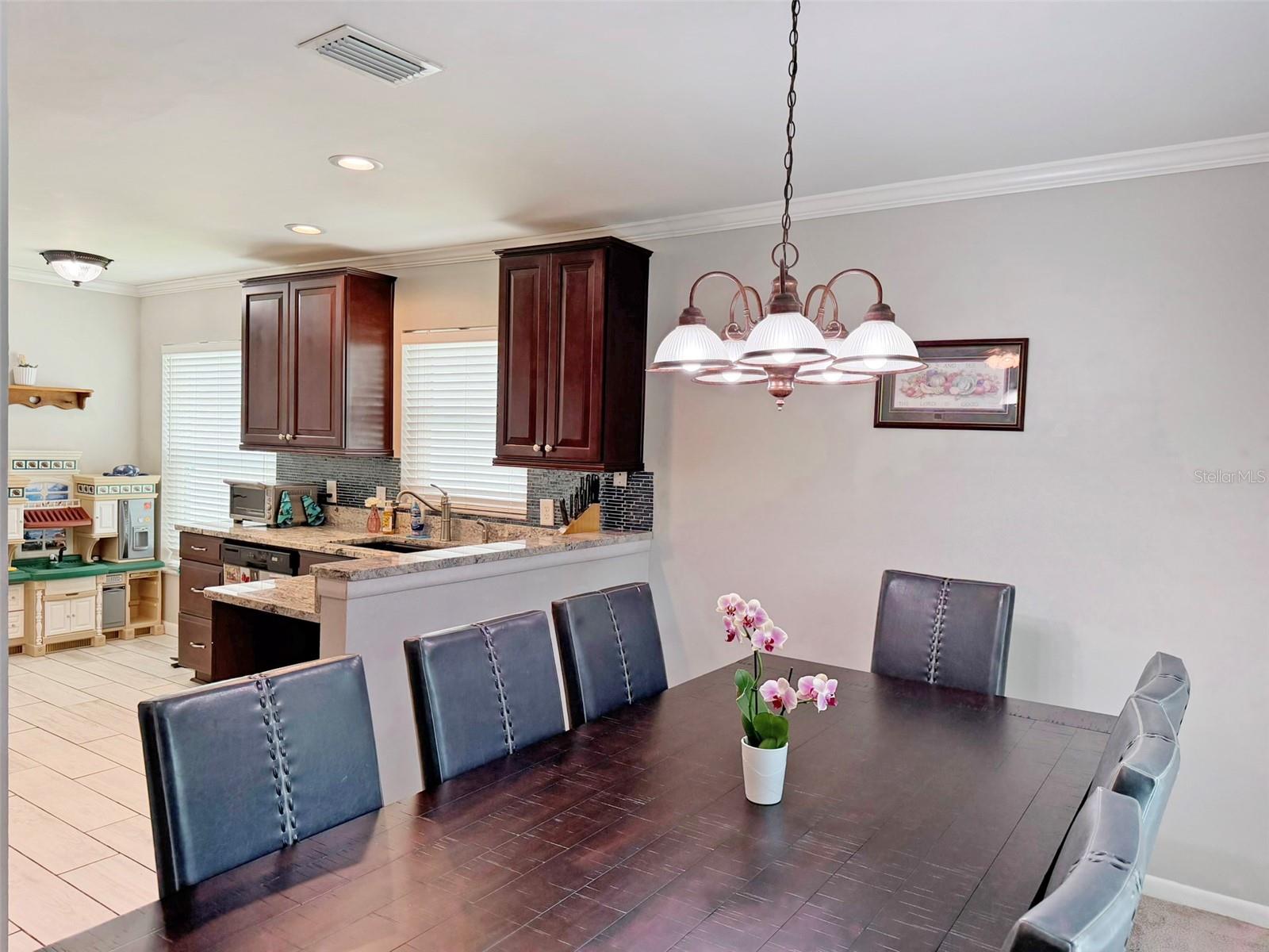 TEMPLE OAKS - Residential