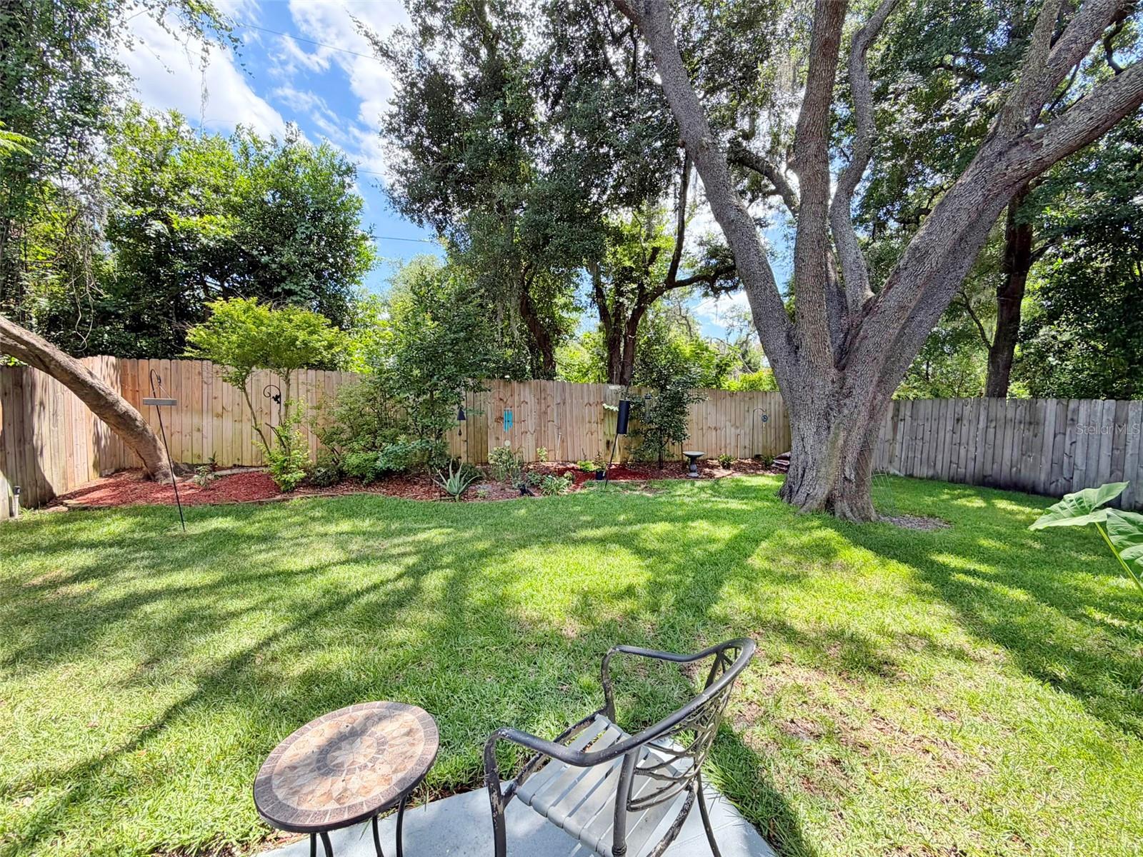 TEMPLE OAKS - Residential