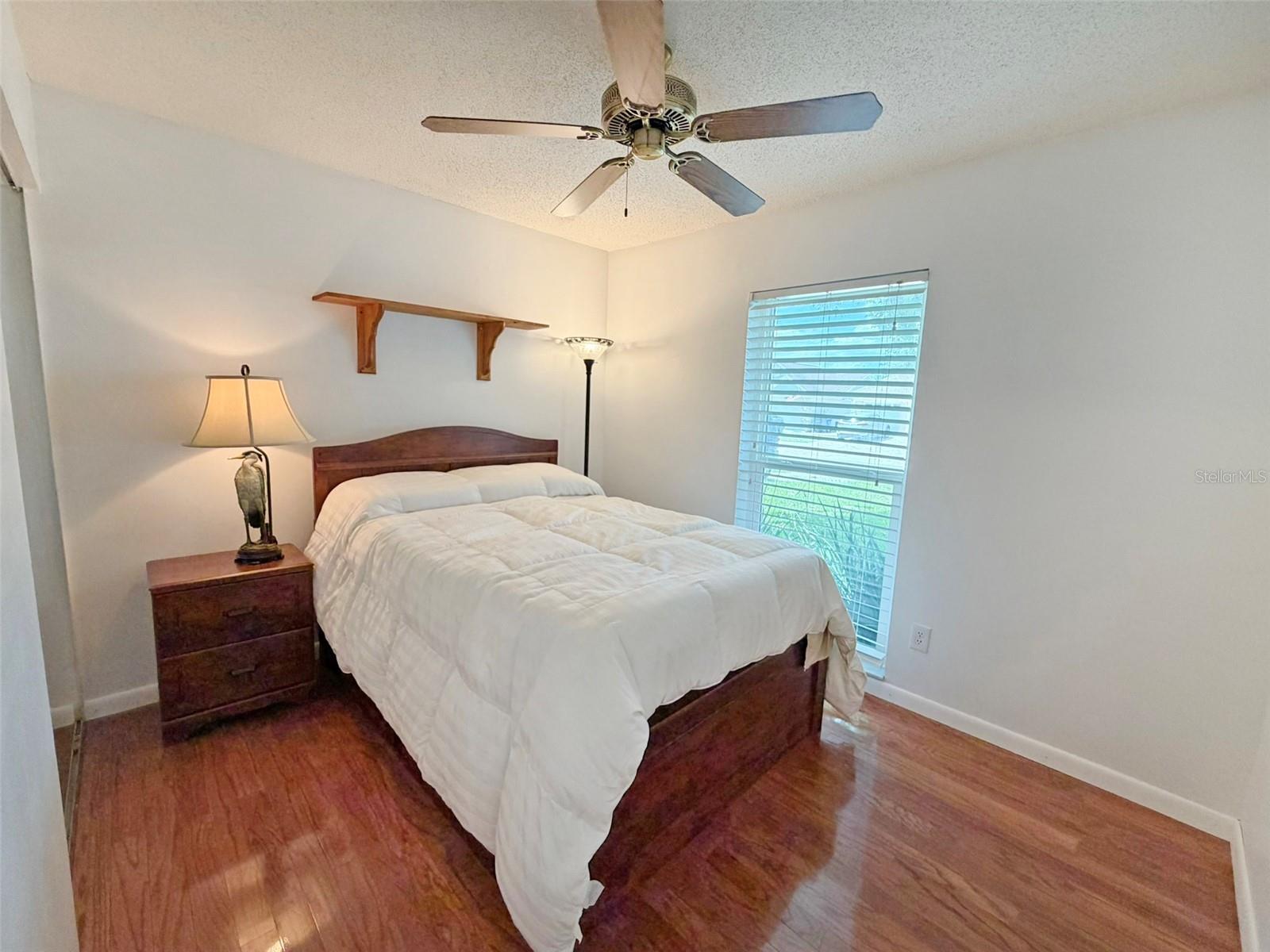 TEMPLE OAKS - Residential
