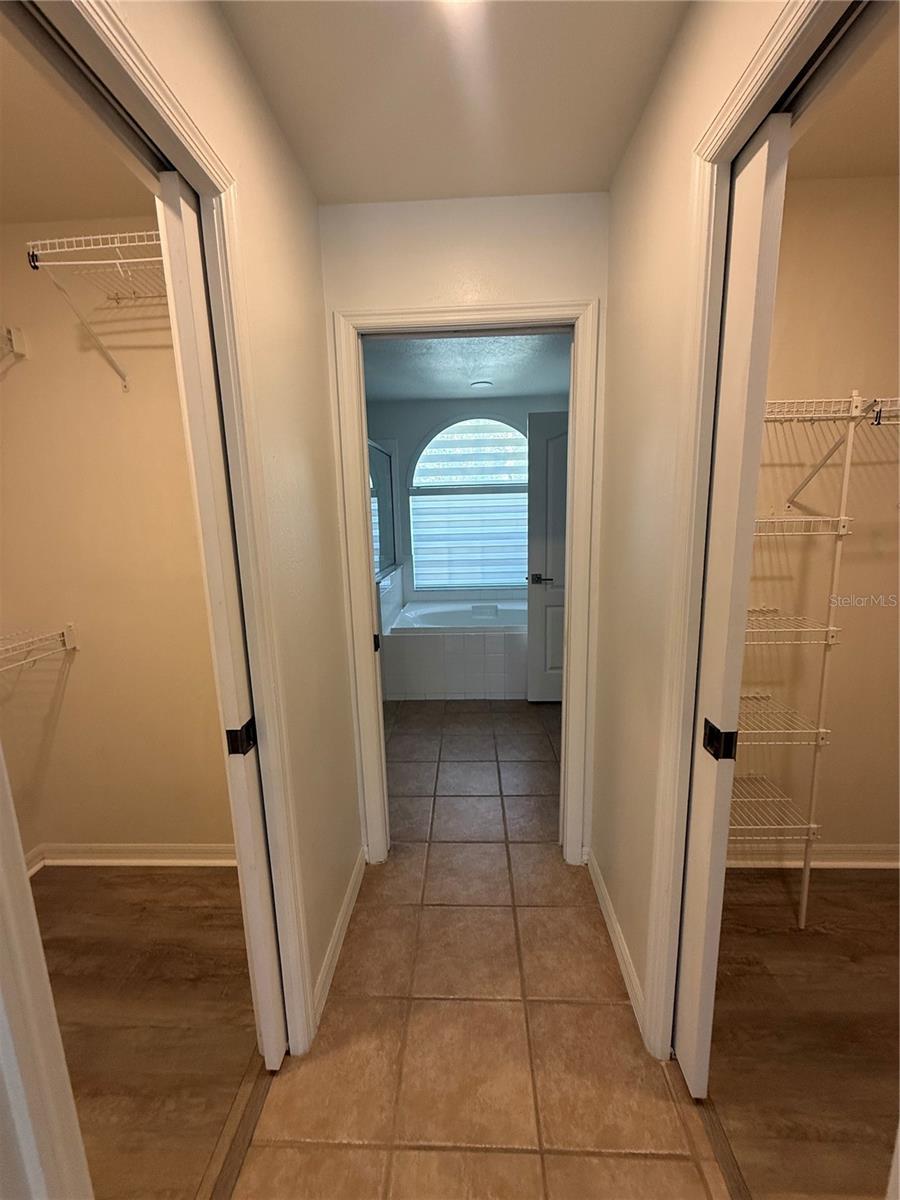 KINGSWAY OAKS UNIT 2 - Residential Lease