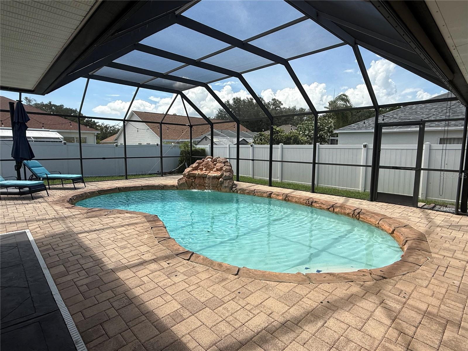 KINGSWAY OAKS UNIT 2 - Residential Lease