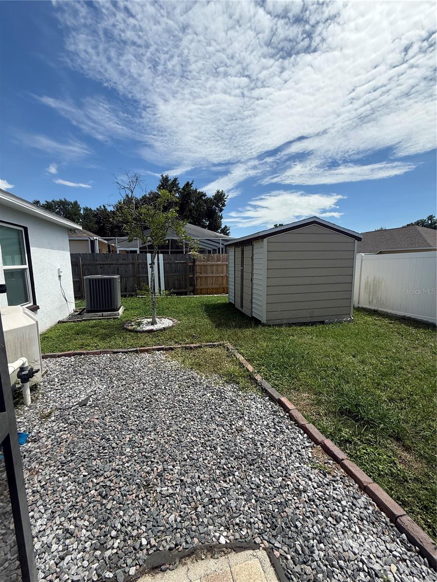 KINGSWAY OAKS UNIT 2 - Residential Lease