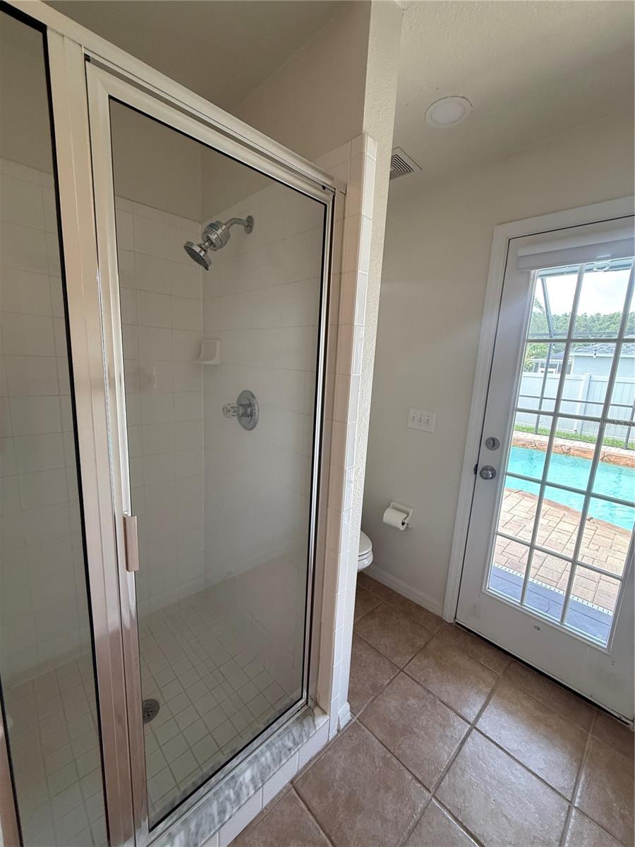 KINGSWAY OAKS UNIT 2 - Residential Lease