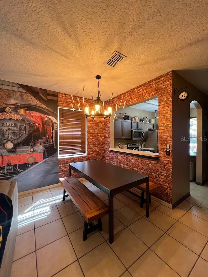 REGAL PALMS AT HIGHLAND RESERVE - Residential