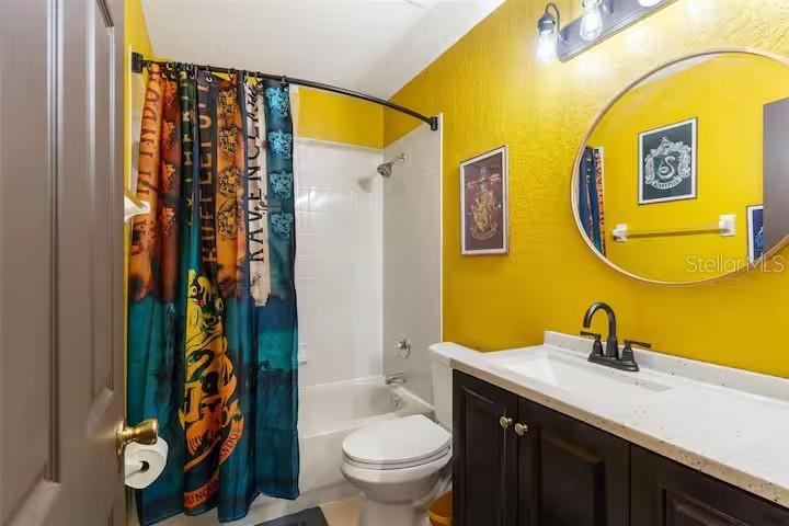 REGAL PALMS AT HIGHLAND RESERVE - Residential