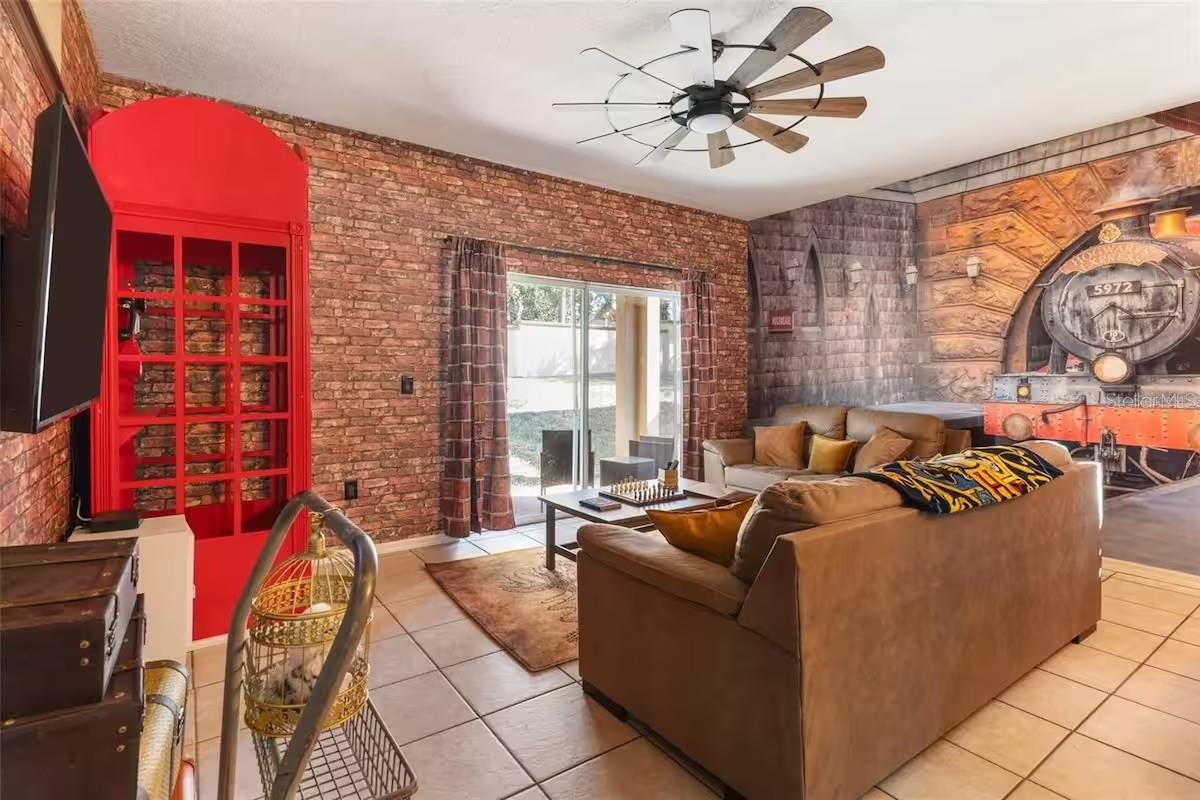 REGAL PALMS AT HIGHLAND RESERVE - Residential