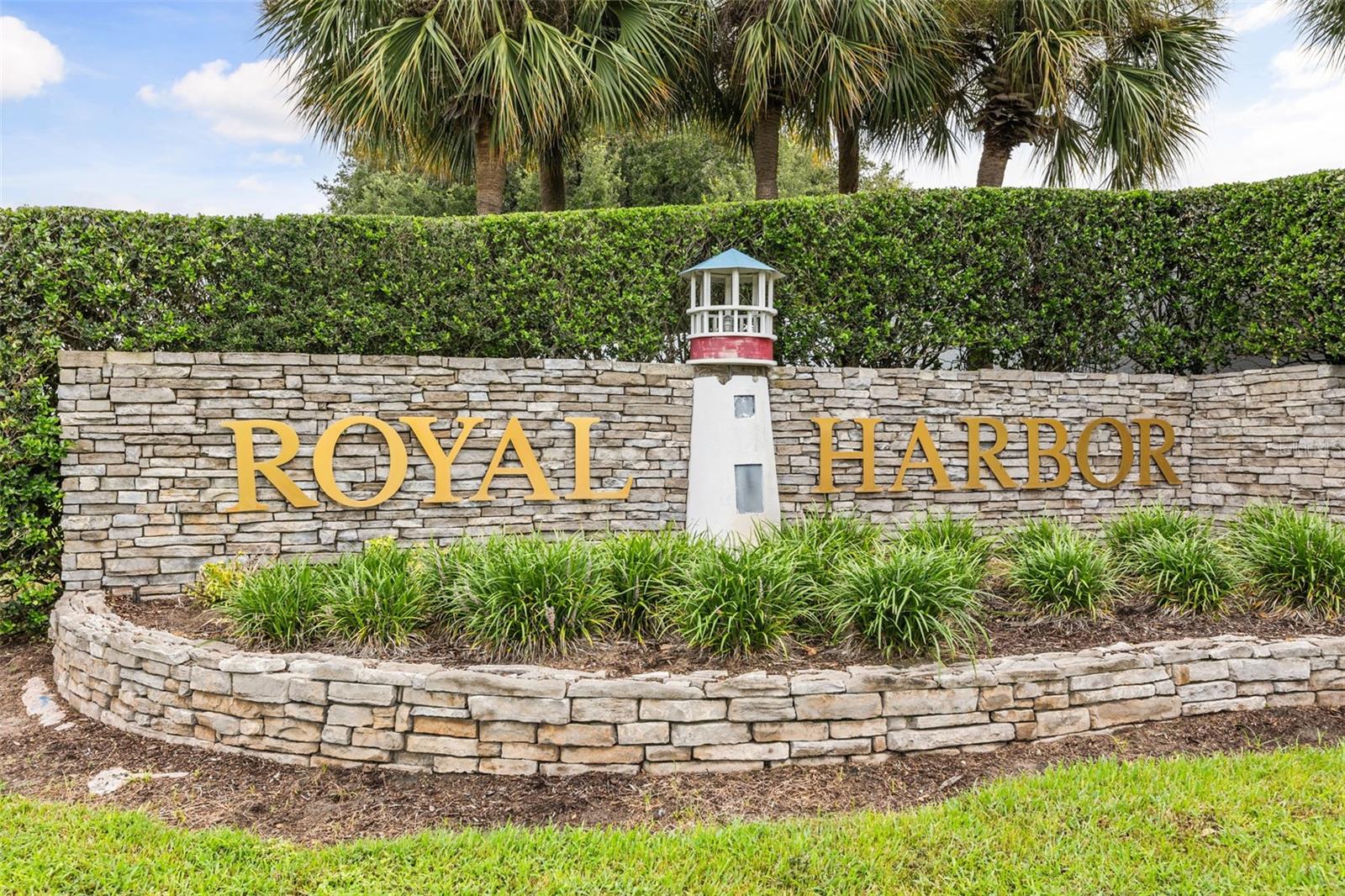 ROYAL HARBOR PH 01 - Residential