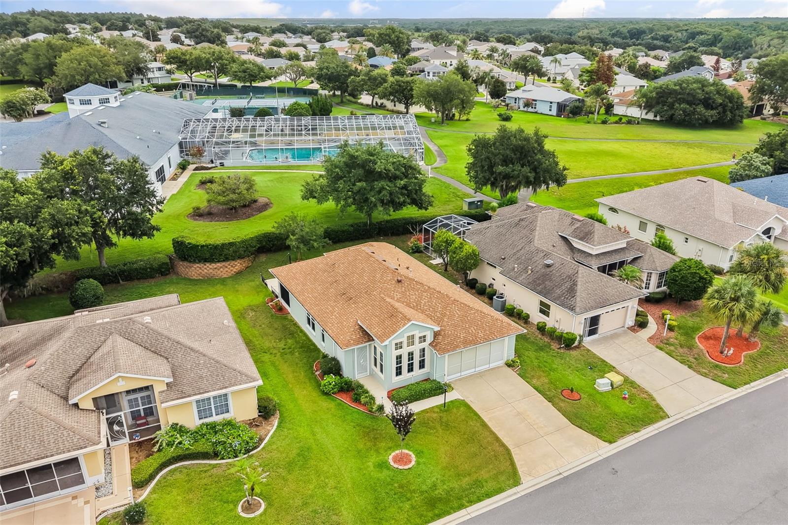 ROYAL HARBOR PH 01 - Residential
