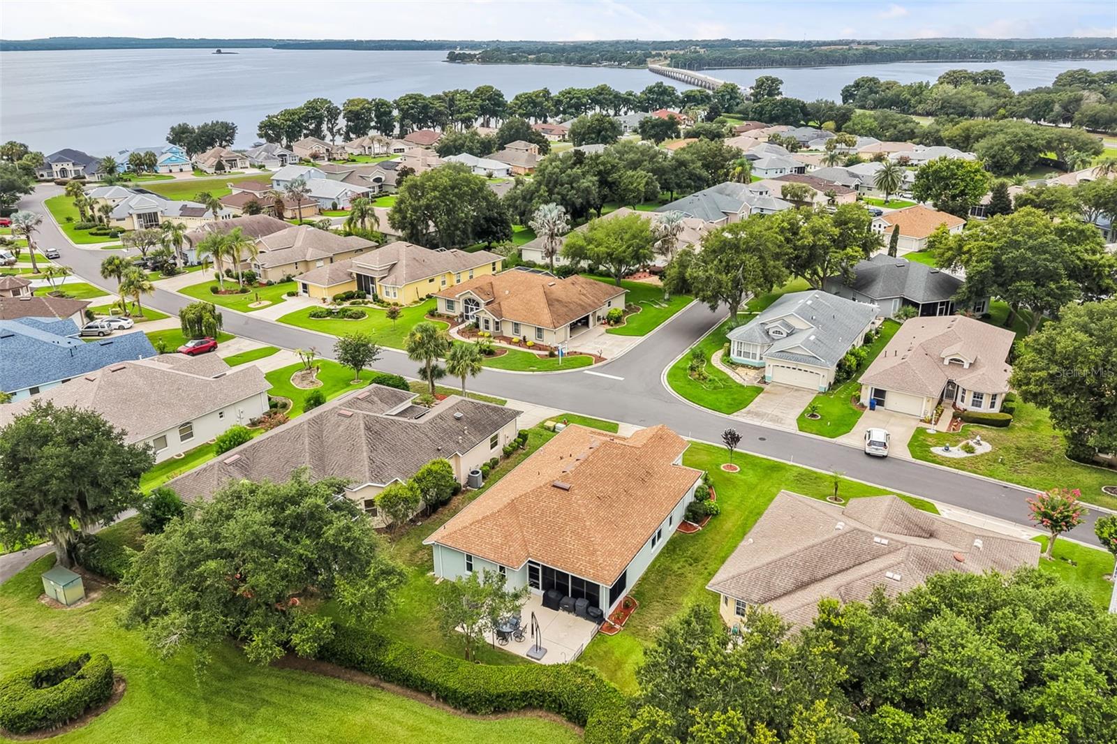 ROYAL HARBOR PH 01 - Residential