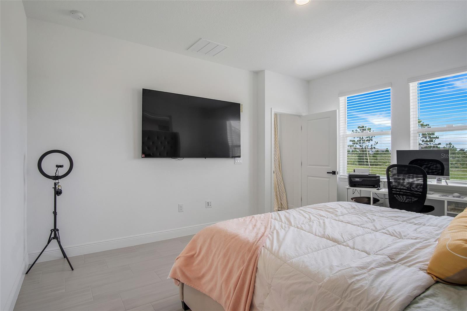 POITRAS EAST N-7 - Residential