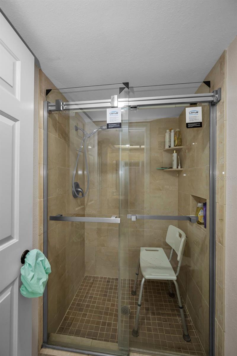 EAGLES GLEN CONDO - Residential