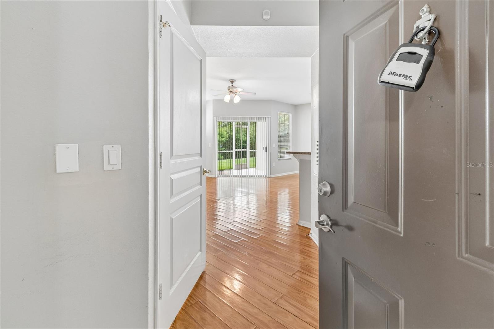 OXFORD PLACE AT TAMPA PALMS A - Residential