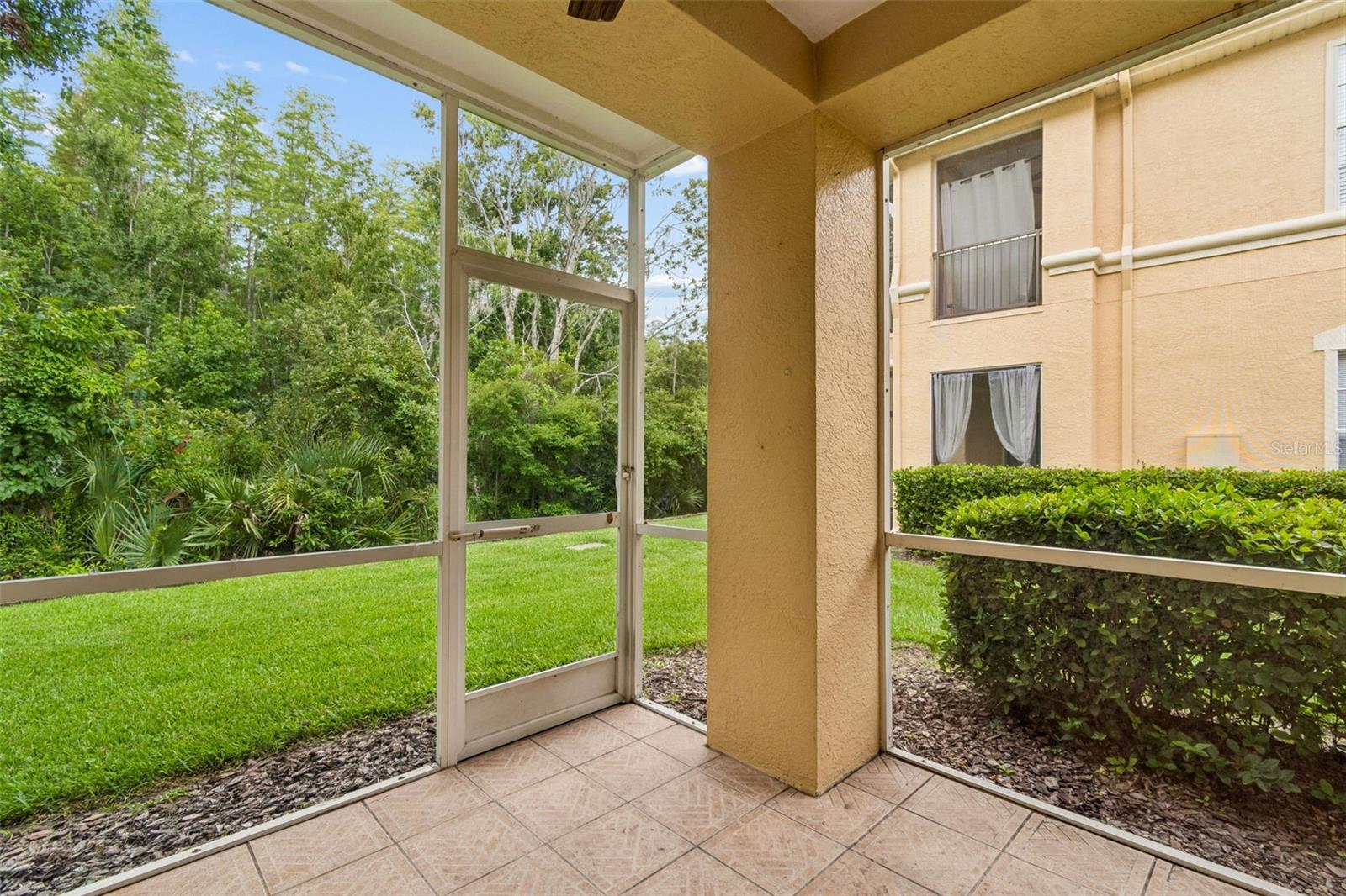 OXFORD PLACE AT TAMPA PALMS A - Residential