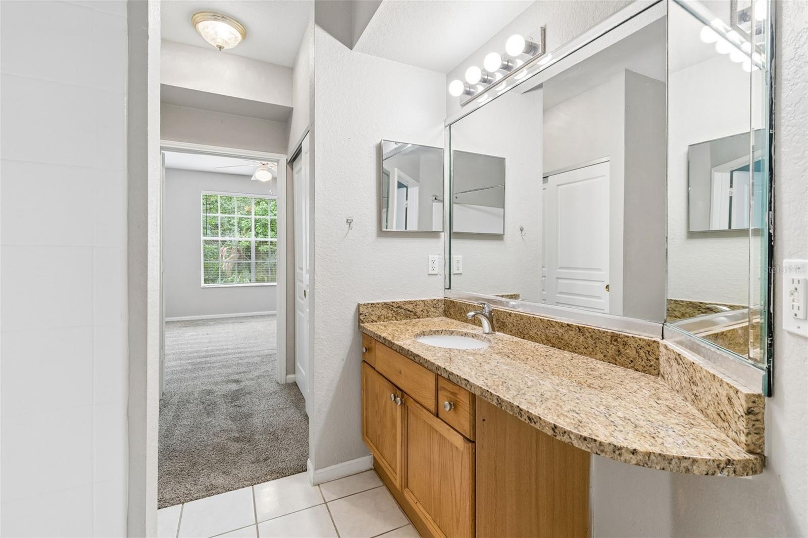 OXFORD PLACE AT TAMPA PALMS A - Residential