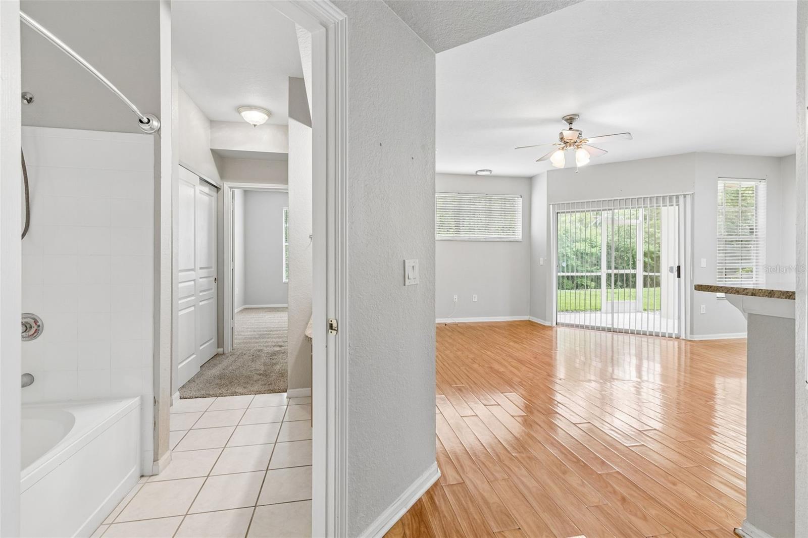 OXFORD PLACE AT TAMPA PALMS A - Residential