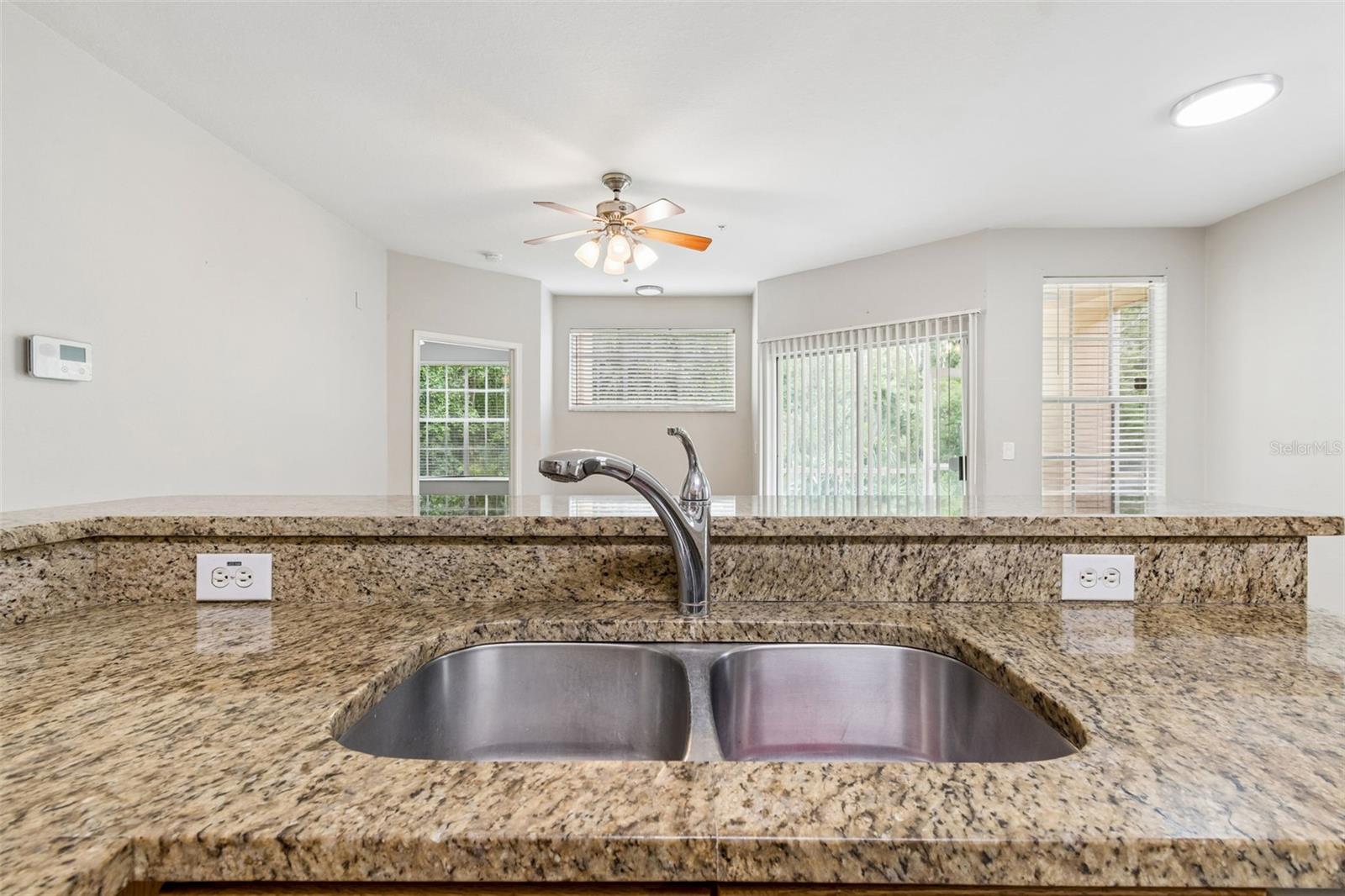 OXFORD PLACE AT TAMPA PALMS A - Residential