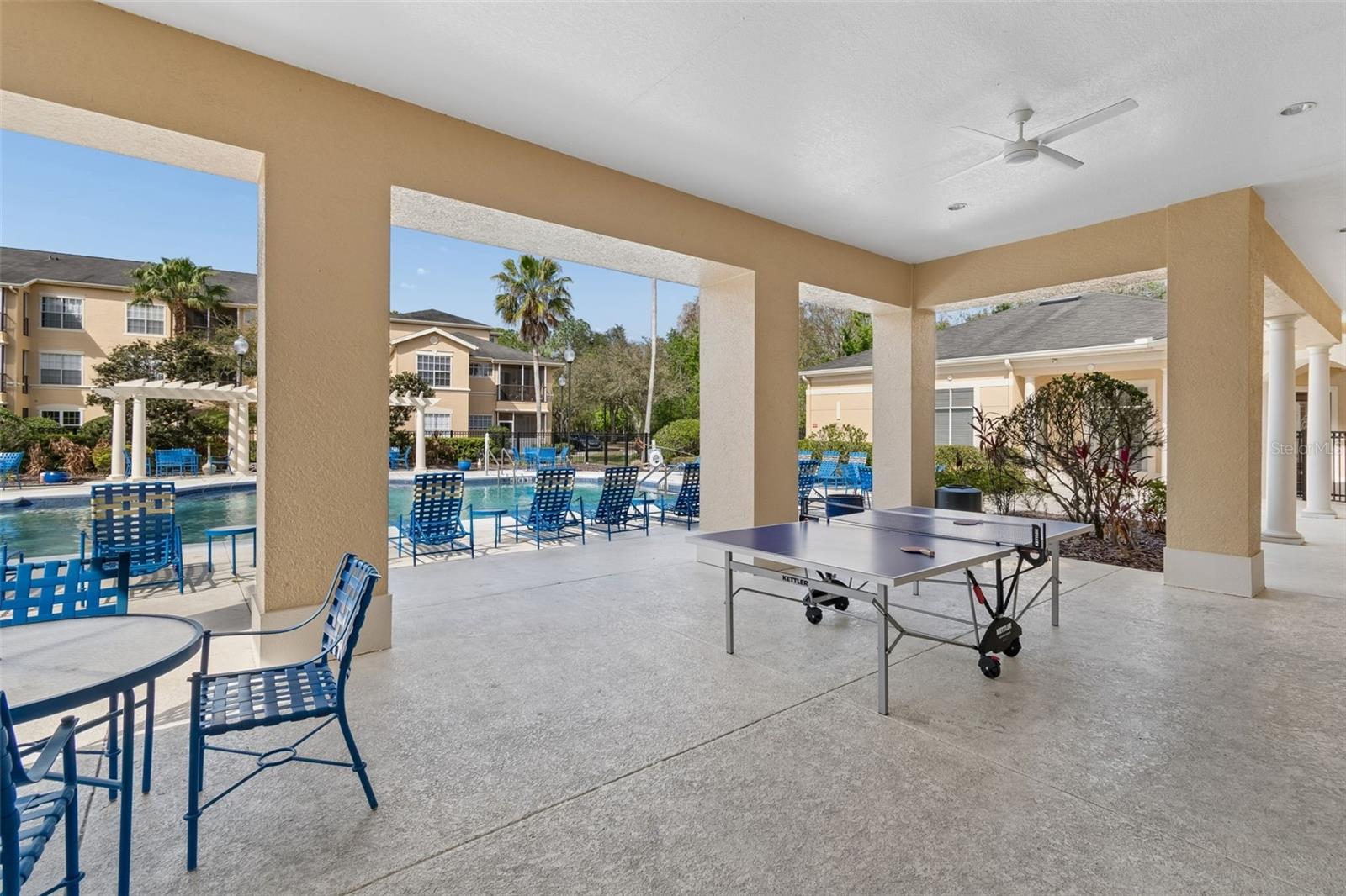 OXFORD PLACE AT TAMPA PALMS A - Residential