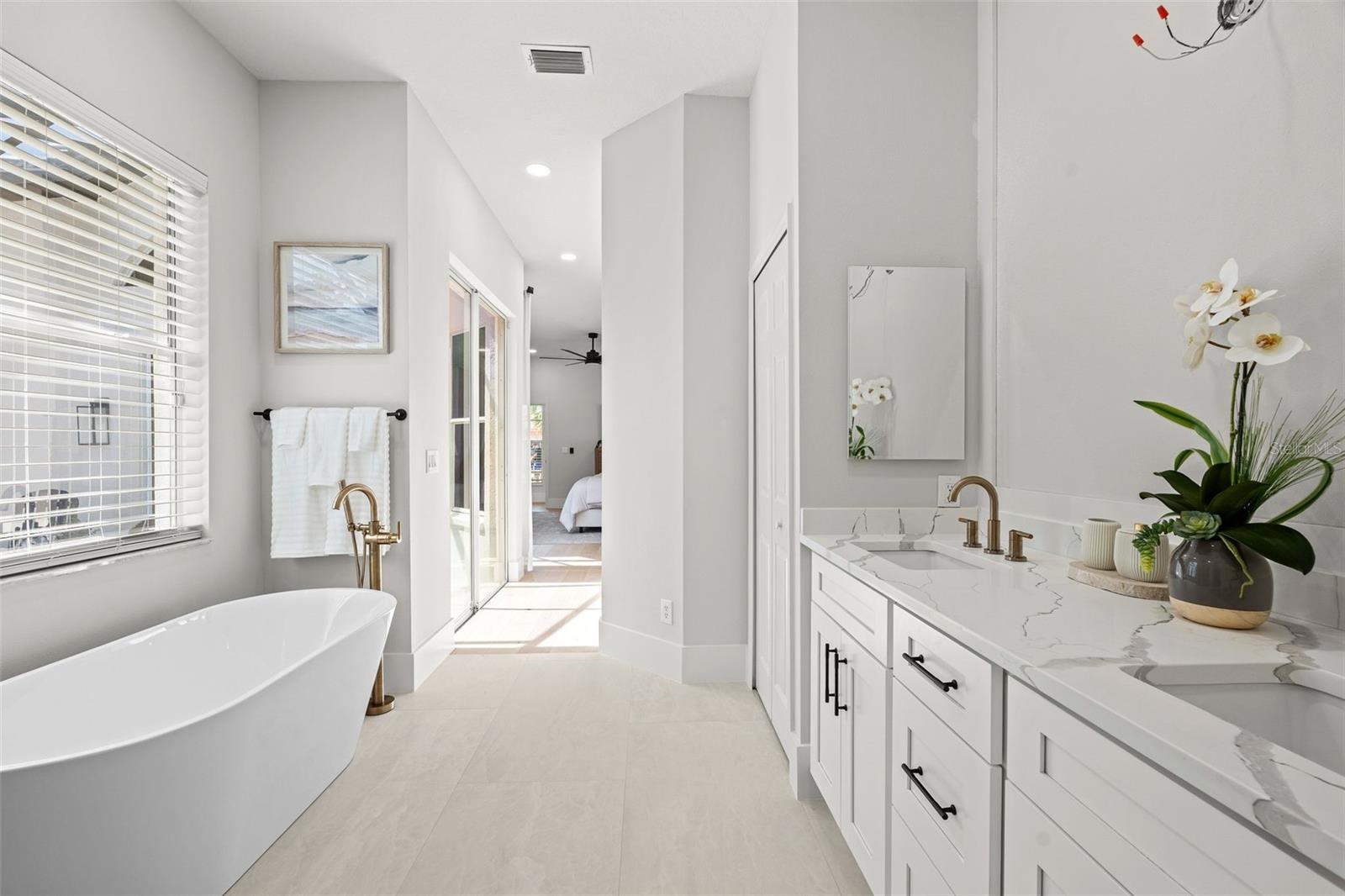 EATON PLACE UNIT II - Residential