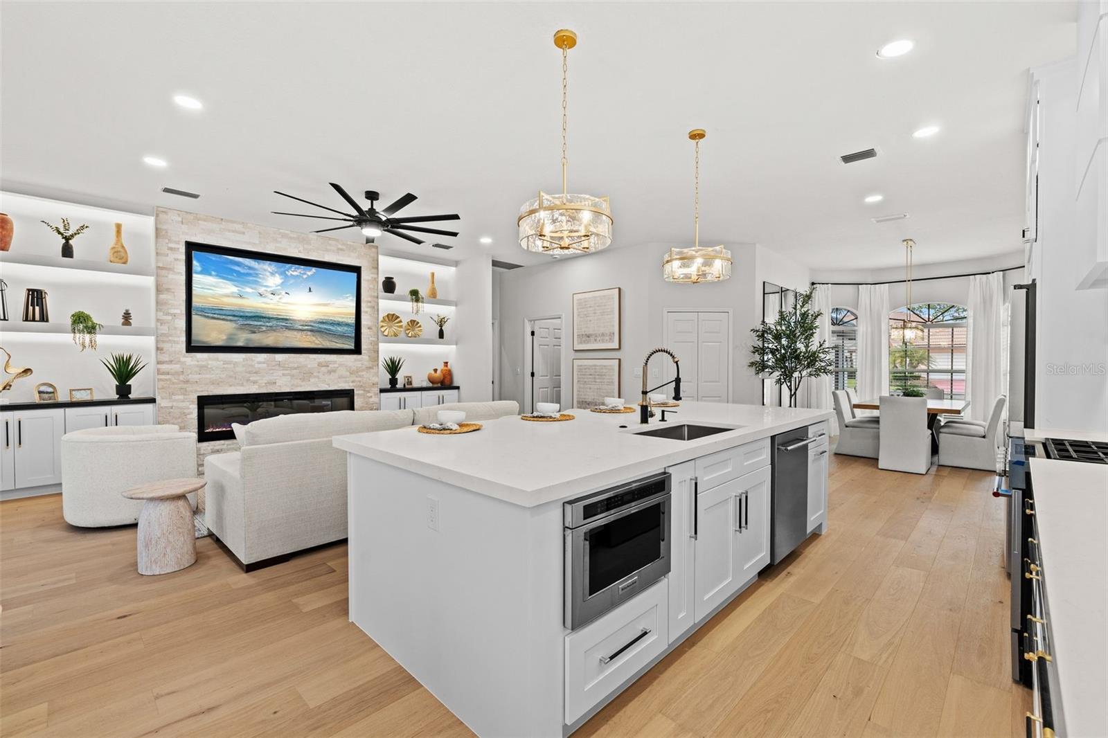 EATON PLACE UNIT II - Residential