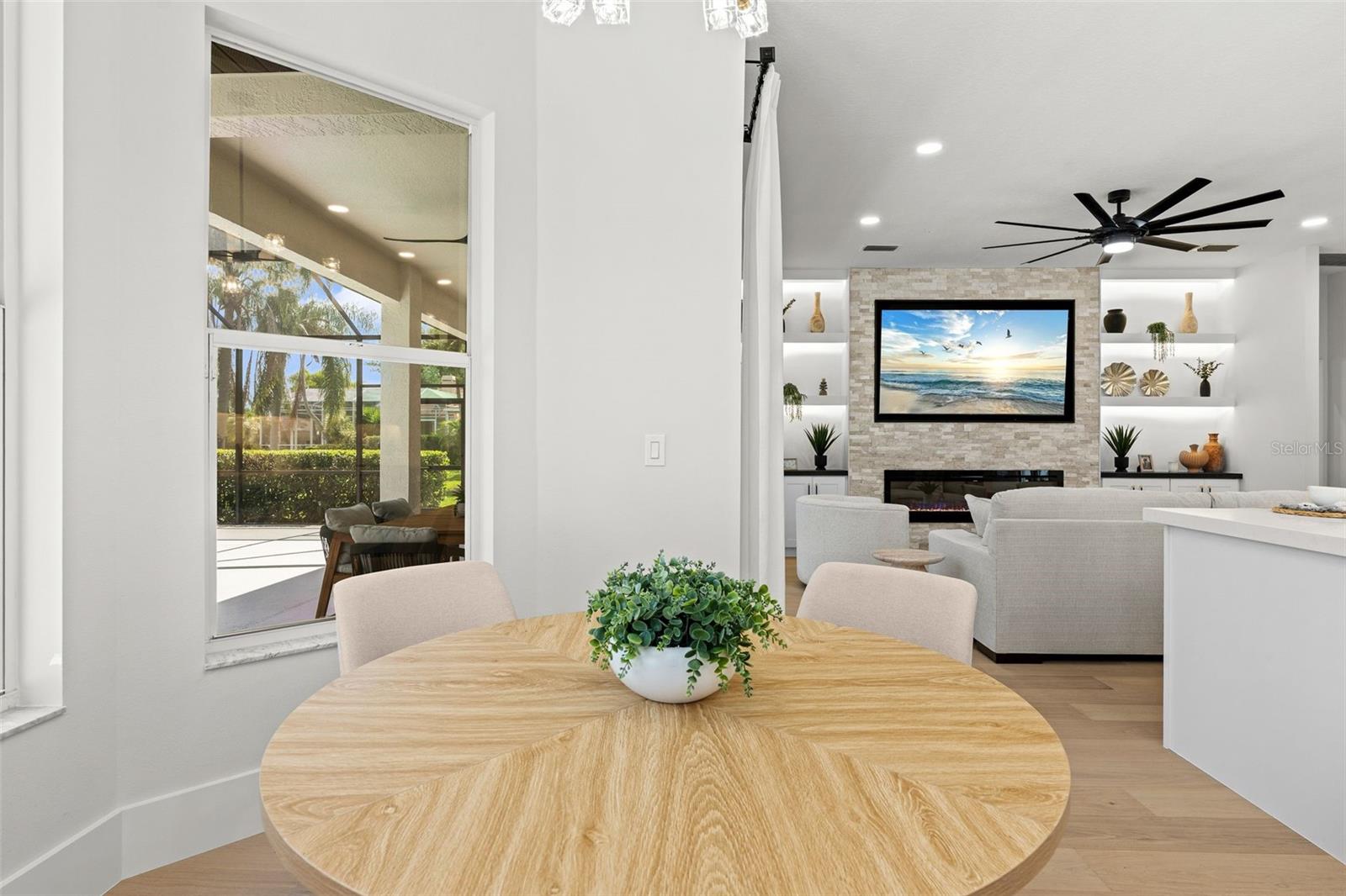EATON PLACE UNIT II - Residential