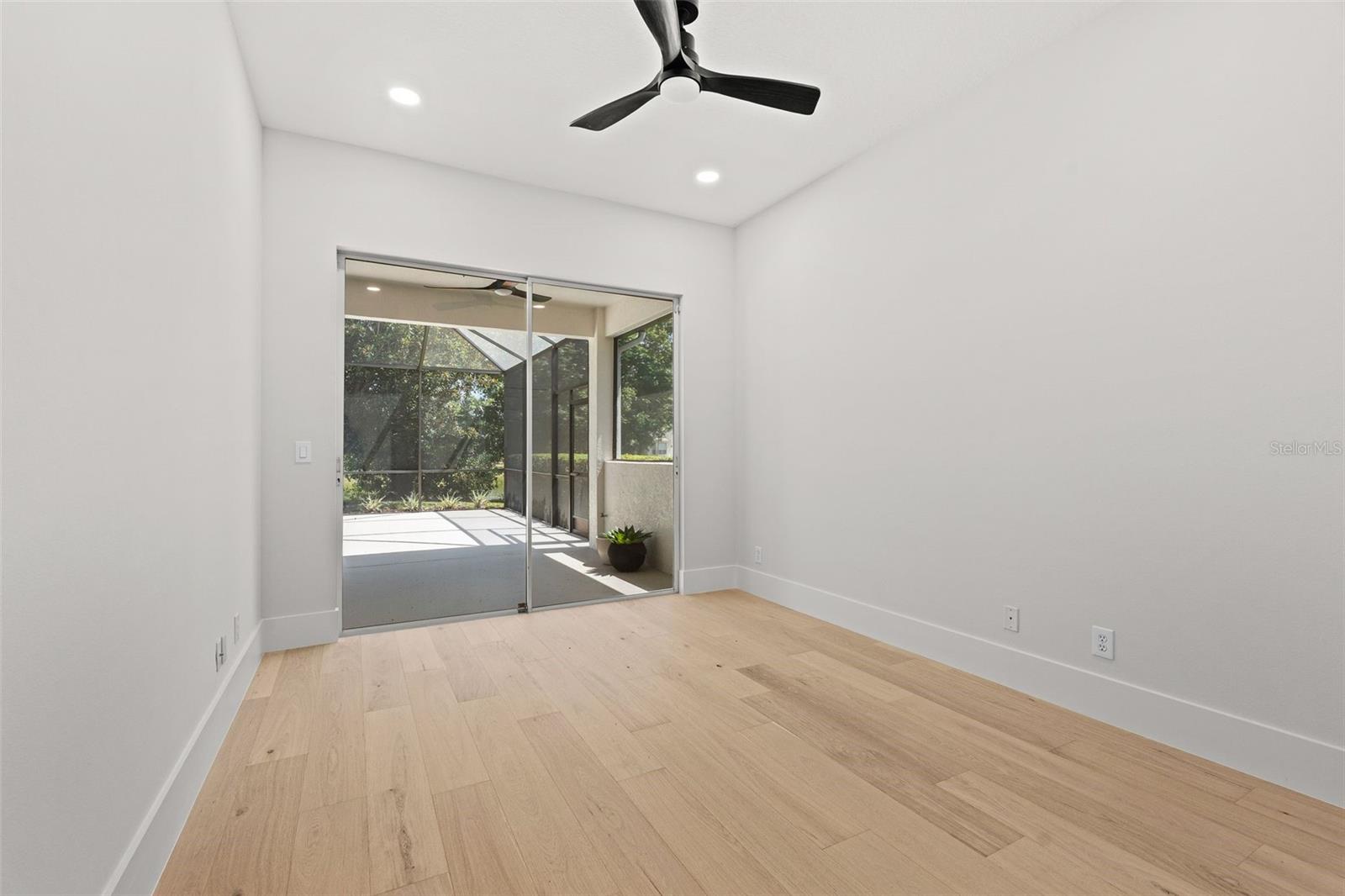 EATON PLACE UNIT II - Residential