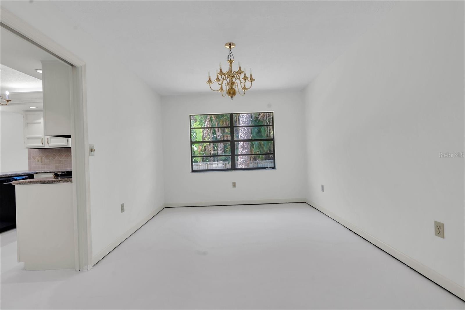 WHISPERING PINES FOREST 5TH ADD - Residential