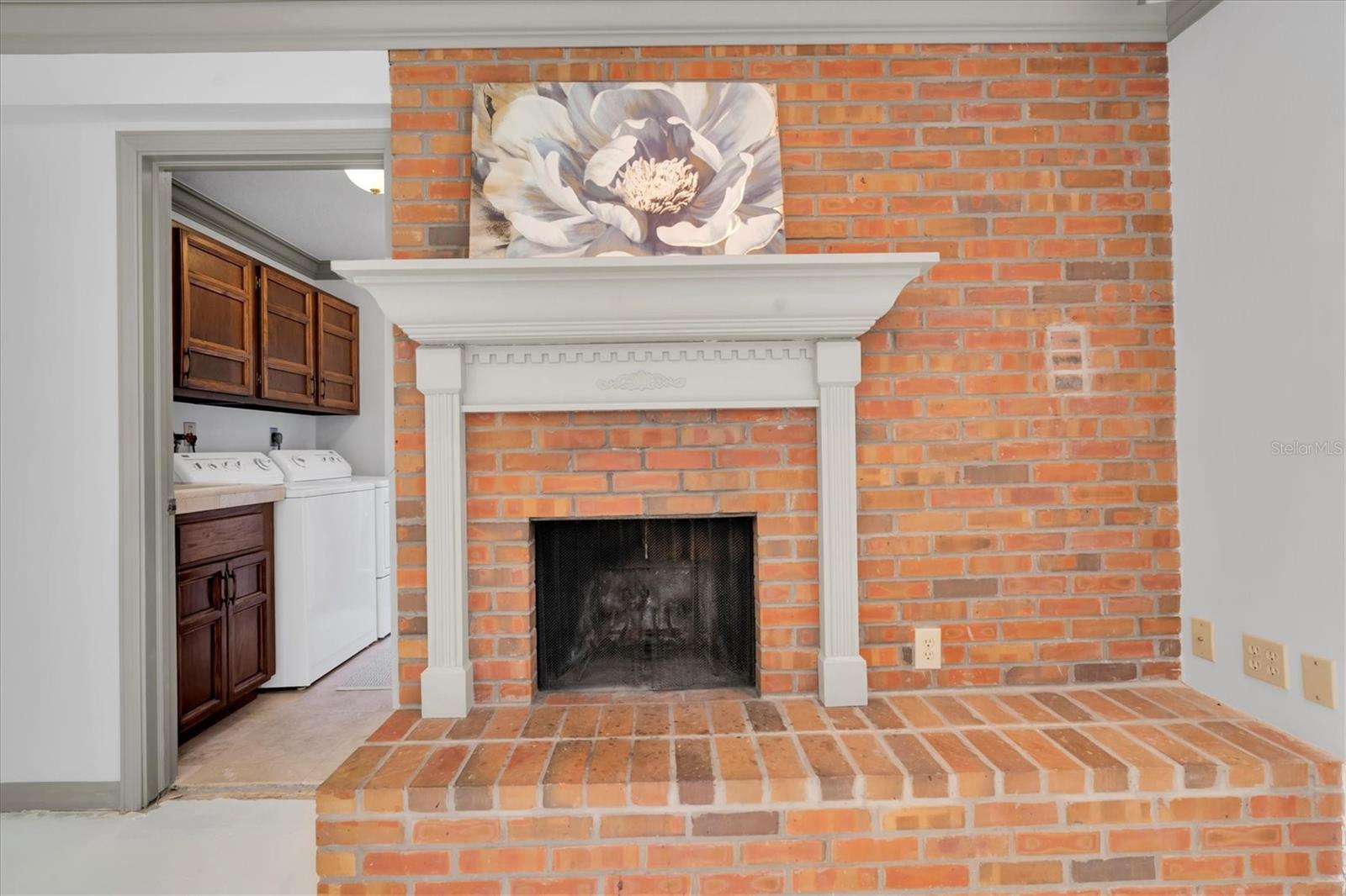 WHISPERING PINES FOREST 5TH ADD - Residential